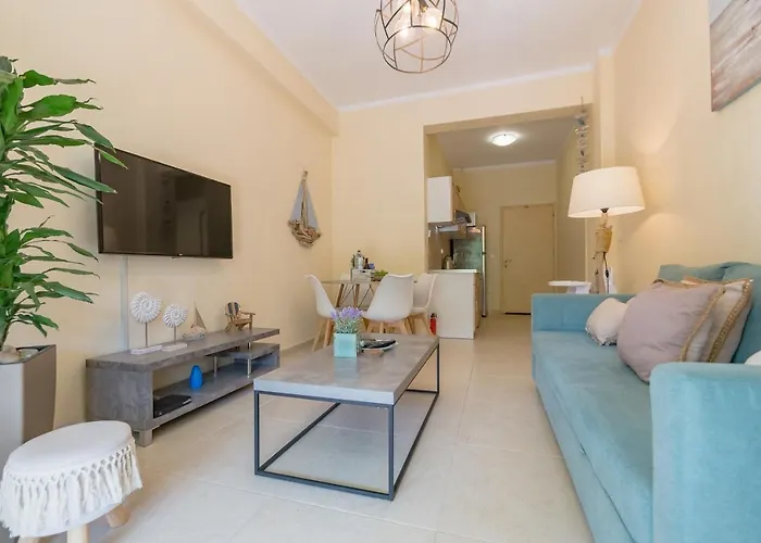 Paleopolis Apartment